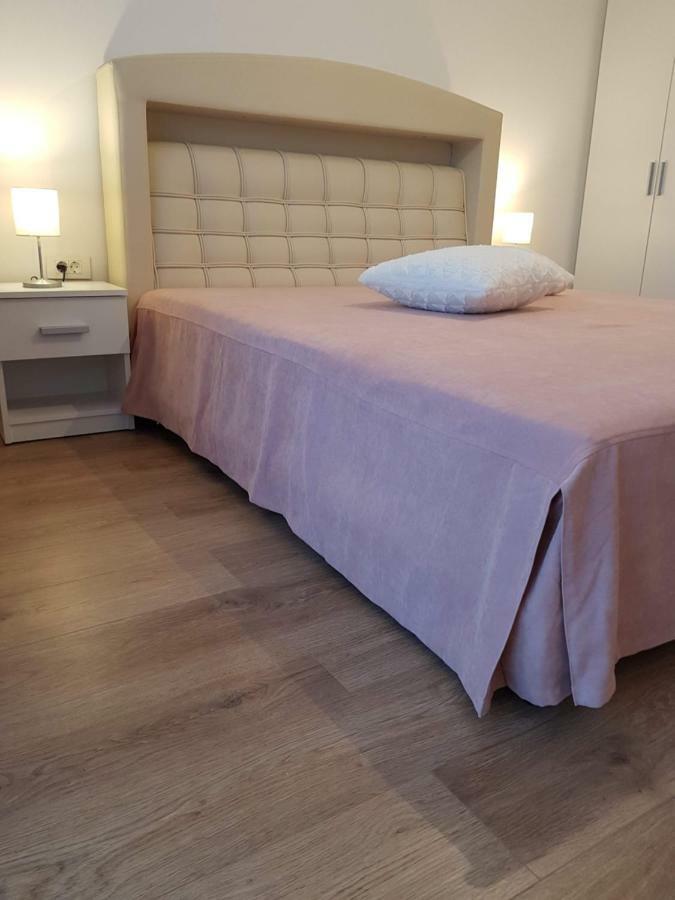 Apartament Monadin 3 Braşov Eksteriør bilde