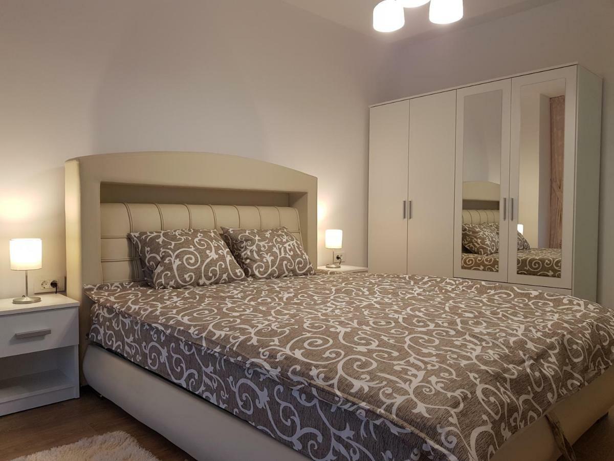 Apartament Monadin 3 Braşov Eksteriør bilde